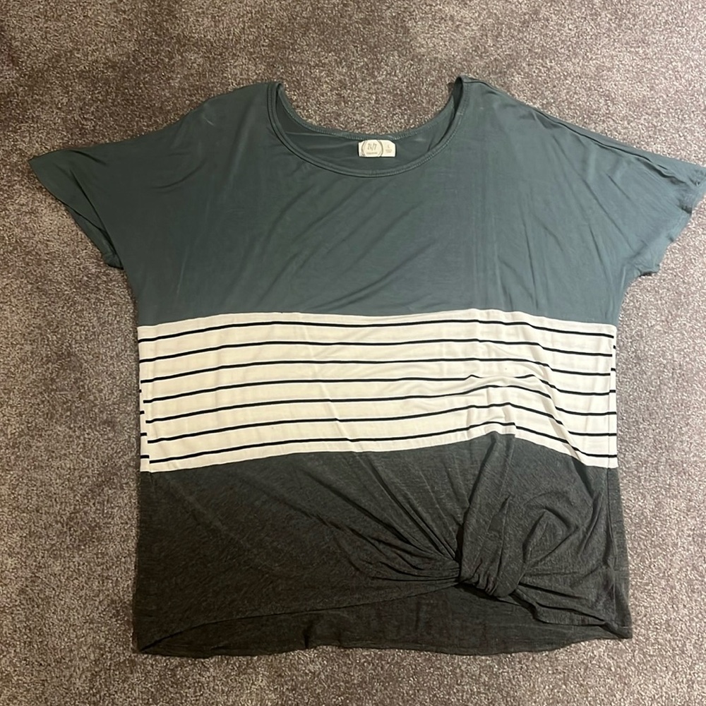 Maurice’s blouse, sz L